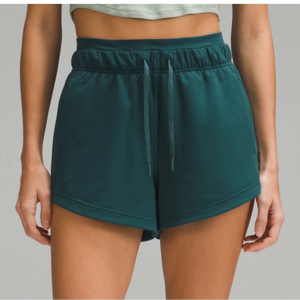 Lululemon Inner Glow HR short Storm Teal 4